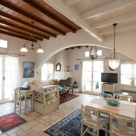 펜션 Anemoessa Villas With Pool *