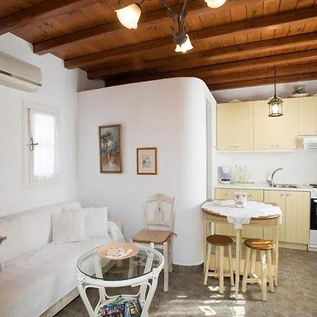 펜션 Anemoessa Villas With Pool Mykonos Town