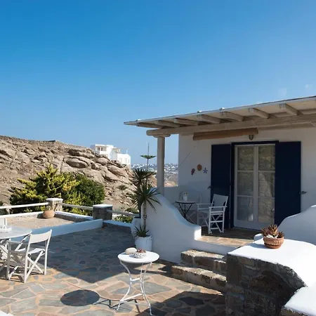 펜션 Anemoessa Villas With Pool *